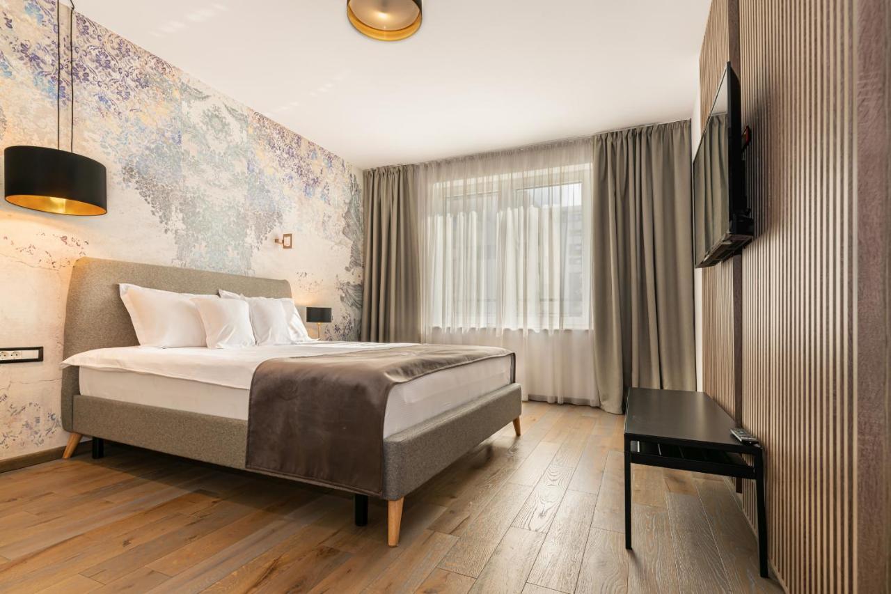 Promenada Studios Брашов Экстерьер фото